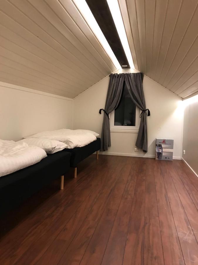 Villa Med Jacuzzi Og Nydelig Utsikt Gravdal  Bagian luar foto